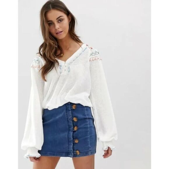 Free People - White Siesta Fiesta Colorful Embroidered Crochet V Neck Top Size S - Picture 2 of 13